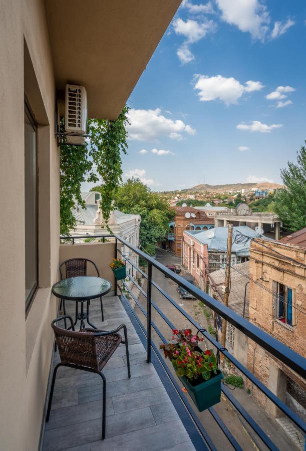 Constant Tbilisi Hotel Екстериор снимка