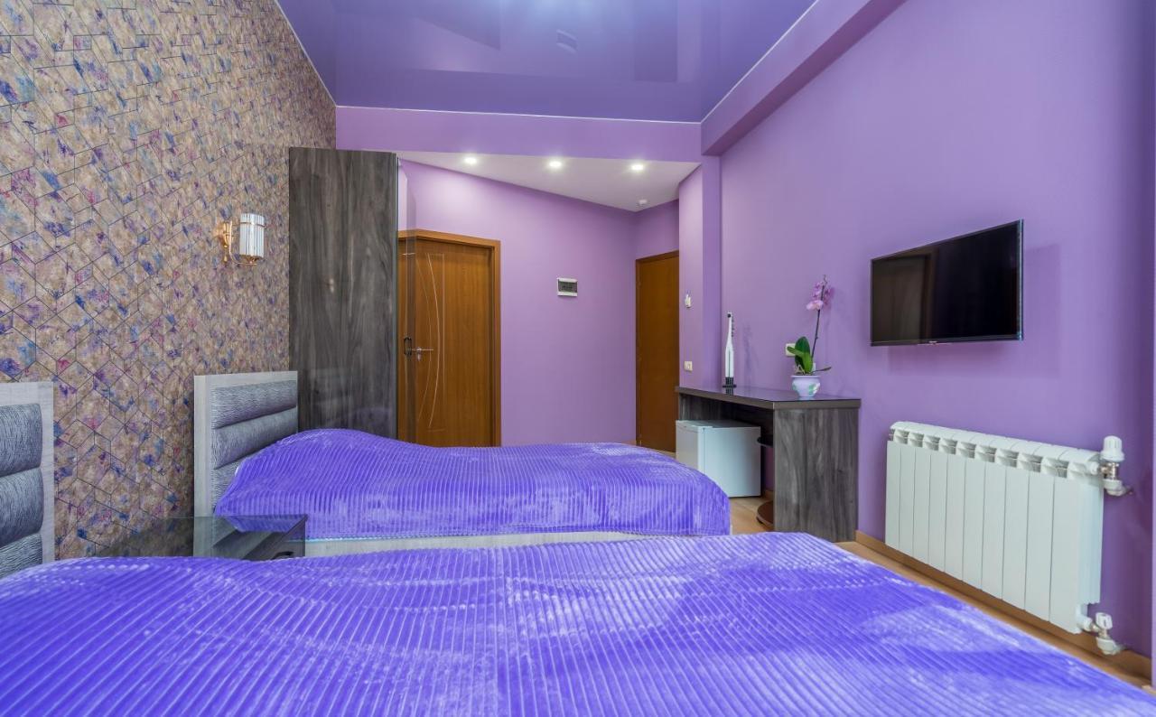 Constant Tbilisi Hotel Екстериор снимка